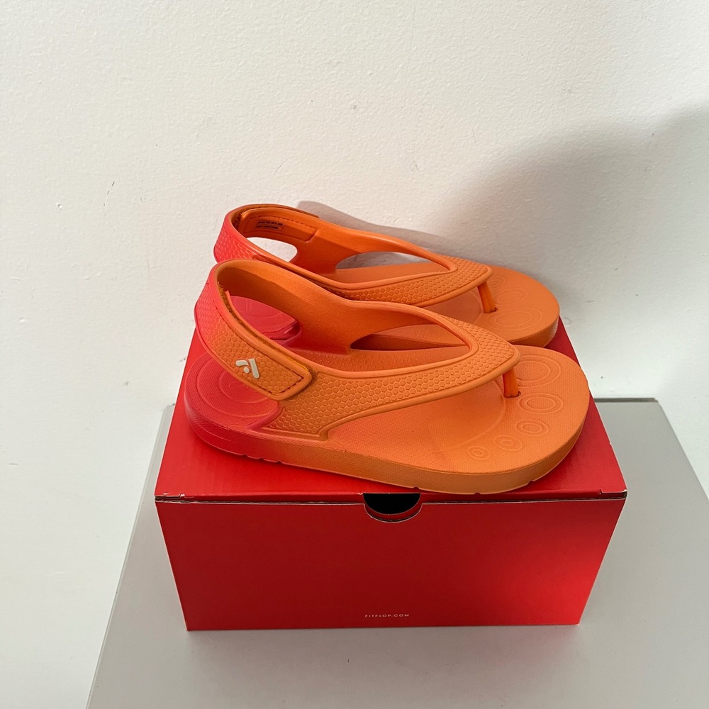 FitFlop iQushion Flip Flops Kids 11C Red Coral Ombre Ergonomic Sandals